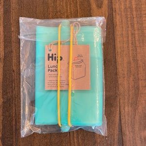 NWT Hip lunch pack